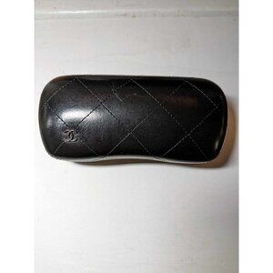Chanel black leather Quilted clam shell Sunglasses Case CC Signature Logo